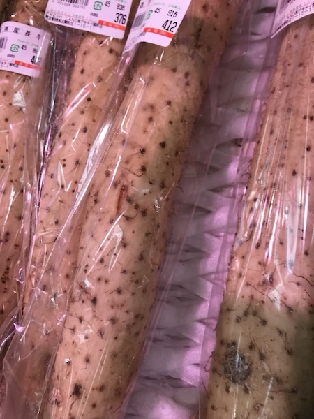 長芋　１本　１００ｇ５４円前後