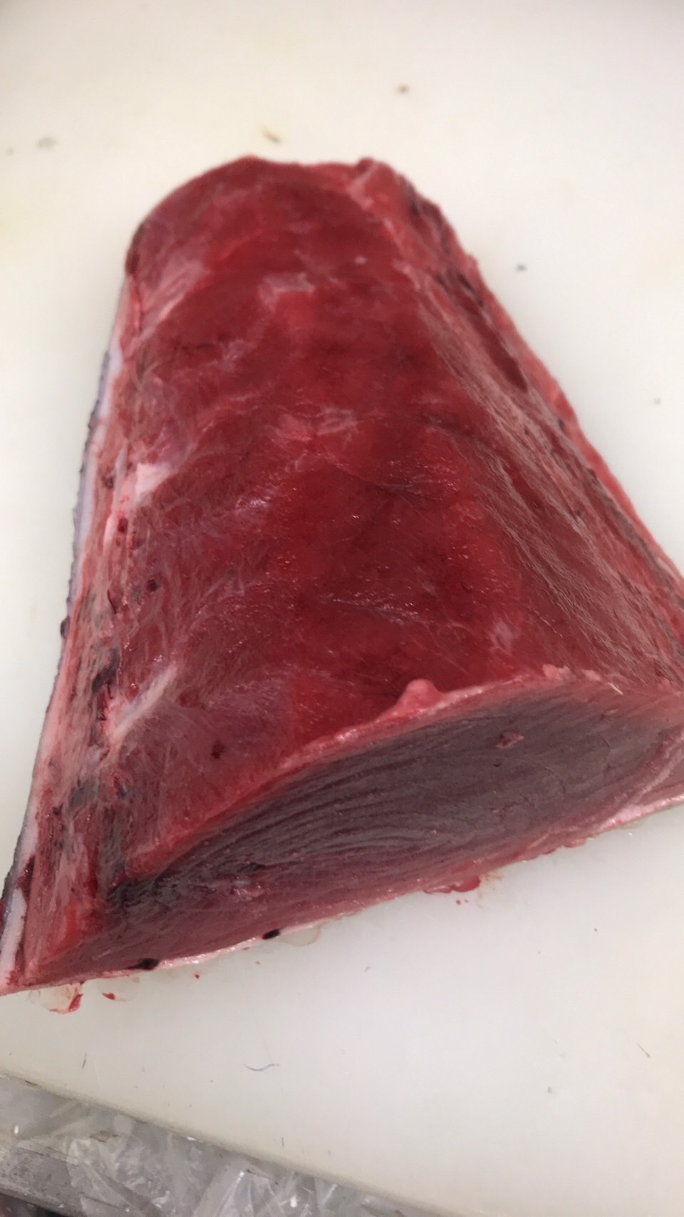 ☆冷凍　刺身用本鮪　下部位　1コロ　1.5ｋ前後　k3000円